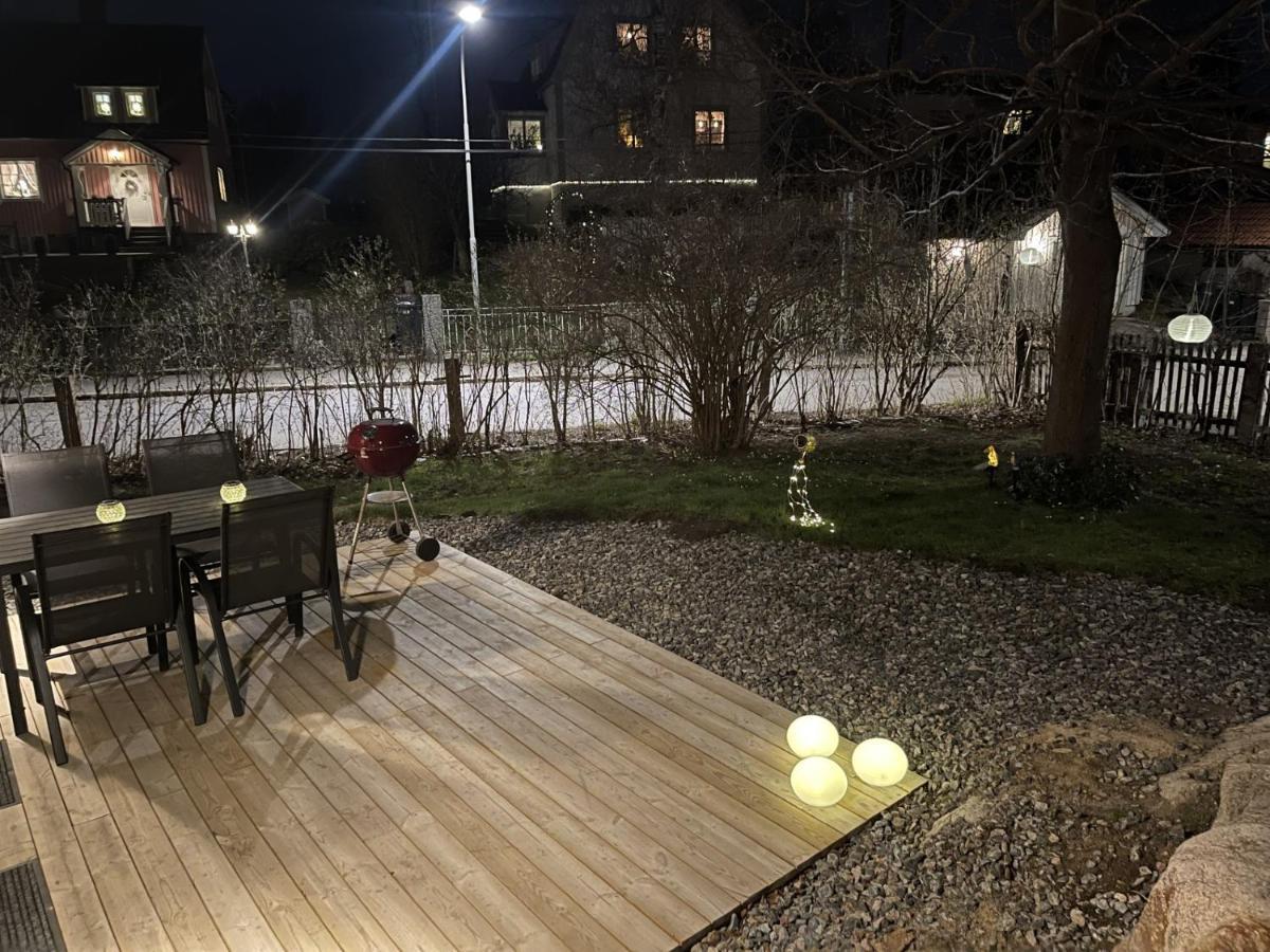 Minihus Near City And Aelvsjoemaessan Stockholm